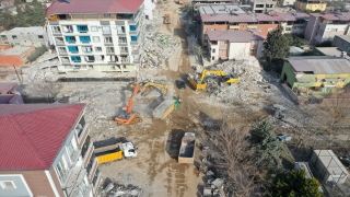 İslahiye’de acil yıkım kararı alınan binaların yüzde 60’ının yıkımı tamamlandı