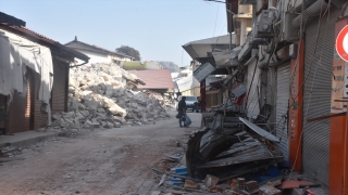 Hatay’ın sembolü tarihi çarşıların esnafı yeni başlangıç için iş yerlerinin onarılmasını istiyor