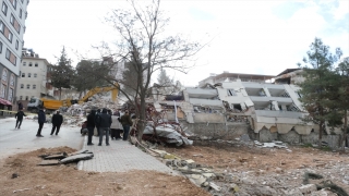 Depremin merkez üssü Pazarcık ilçesinde enkaz kaldırma çalışmaları devam ediyor