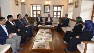 Dini Yayınlar Genel Müdürü Fatih Kurt, Tarsus’ta Aile ve Gençlik Merkezini ziyaret etti