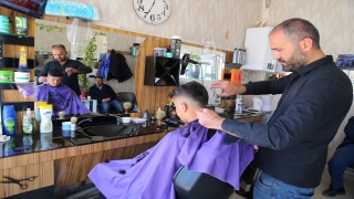 İslahiye’de esnaf depremin ardından tek tek iş yerini açıyor
