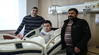 Hatay’da hayatını, Ankara’da bacağını kurtardılar