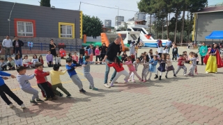 Adana Kozan’da depremzede çocuklara moral etkinliği düzenlendi