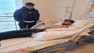 GÜNCELLEME Alanya Kestelspor takım midibüsünün devrilmesi sonucu 14 kişi yaralandı