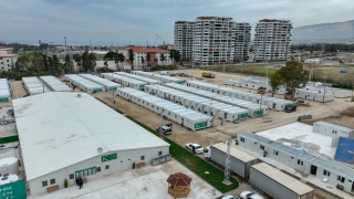 İskenderun’daki sosyal donatılı yaşam alanında depremzedelerin ihtiyaçları karşılanıyor