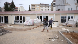 Kahramanmaraş’ta afetzede esnaf prefabrik çarşıda hizmet verecek