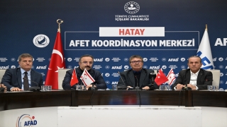 KKTC Başbakanı Ünal Üstel, Hatay Afet Koordinasyon Merkezi’nde konuştu: