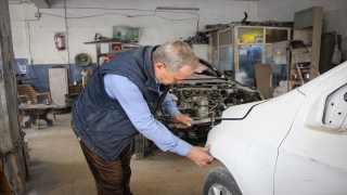 Depremin yıkıma yol açtığı İskenderun’da sanayi esnafı toparlanmaya çalışıyor