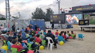 Hatay’da depremzede çocuklar için film gösterimi