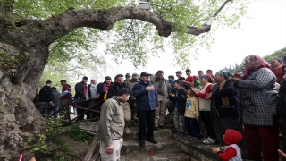 Milli Savunma Bakanı Akar, Samandağ’ın köylerinde incelemelerde bulundu