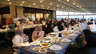 YTB Başkanı Abdullah Eren, Gaziantep’te yabancı öğrencilerle iftarda buluştu: