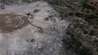 Hatay’da günde yaklaşık 15 bin kamyon moloz taşınıyor