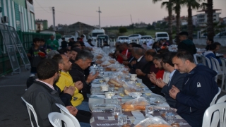 Serik Belediyespor taraftarları iftarda buluştu