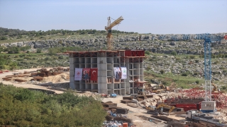 Depremin etkilediği Hatay’da temeli atılan konutların inşaatı devam ediyor