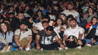 Mersin’de taraftarlar, FIBA Kadınlar Avrupa Ligi Finali’ni dev ekrandan izledi