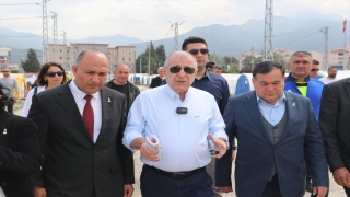 Zafer Partisi Genel Başkanı Ümit Özdağ, Hatay’da depremzedeleri ziyaret etti
