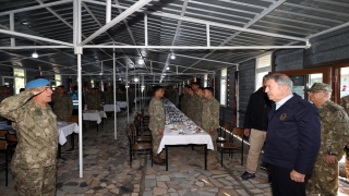 Cumhurbaşkanı Erdoğan sınır hattında görevli birliklere hitap etti: