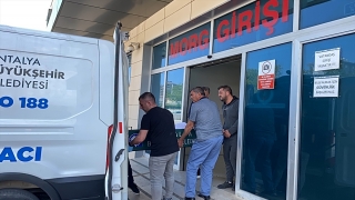 Antalya’da otomobille çarpışan motosikletin sürücüsü öldü