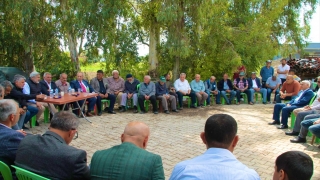 AK Parti’li Hüseyin Yayman, Kırıkhan’da vatandaşlarla bayramlaştı