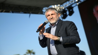 Hazine ve Maliye Bakanı Nebati, Mersin’de 23 Nisan etkinliğinde konuştu: