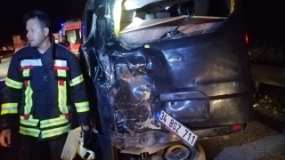 Mersin’de otobüsle minibüs çarpıştı, 8 kişi yaralandı