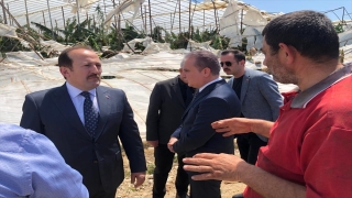Mersin Valisi Pehlivan, Anamur’da hortumda zarar gören alanları inceledi