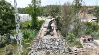 Manavgat’taki Naras Köprüsü yeniliyor