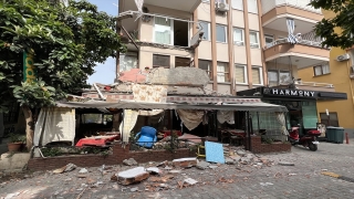 Antalya’da apartman dairesinin balkonu çöktü, 1 kişi hafif yaralandı