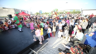 Adapazarı Belediyesi Kahramanmaraş’ta depremzede çocukları sevindirdi