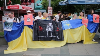 Antalya’da yaşayan Ukraynalılar, Rusya’nın saldırılarına tepki gösterdi