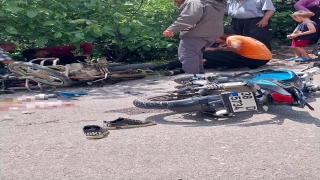 Adana’da iki motosikletin çarpıştığı kazada 3 kişi yaralandı