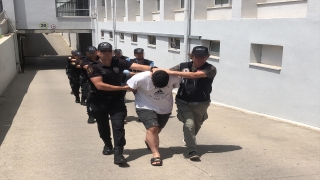 Adana’da uyuşturucu operasyonunda 5 zanlı tutuklandı