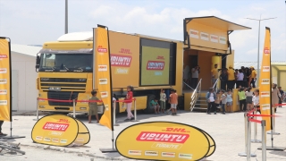DHL, Hatay’da bisiklet istasyonları ve mobil yeşil enerji modülleri kurdu