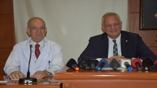 Boyun omuruna takılan metalik disk yemek borusunu delerek midesine indi
