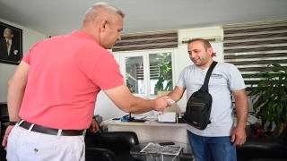 Antalya’da yolda bulunan para zabıta aracılığıyla sahibine ulaştırıldı