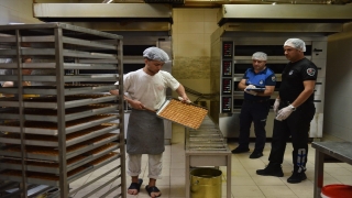 Kepez’de bayram öncesi iş yerleri denetlendi