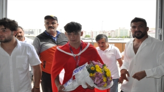 Milli güreşçi Remzi Temur, Afşin Belediye Başkanı Güven’i ziyaret etti