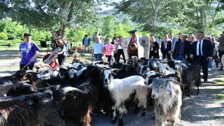 Isparta’da kurban indirme töreni gerçekleştirildi