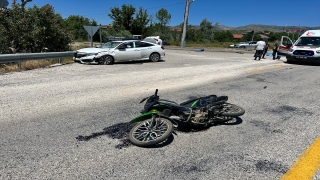Isparta’da otomobille çarpışan motosikletin sürücüsü öldü