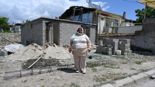 Isparta’daki yangında evini kaybeden üç çocuk annesi yeni evine kavuşacak