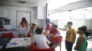 ”Sevgi ve sağlık tırı projesi” ile depremzede çocuklara göz taraması