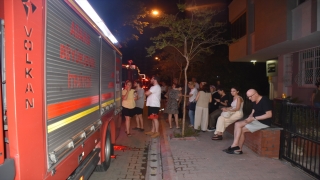 Adana’da bir evin mutfağında çıkan yangın hasara neden oldu
