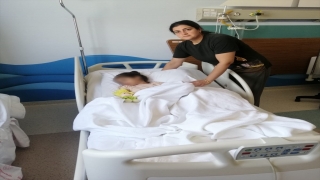 Adana’da evinin önünde oynarken yorgun mermi isabet eden çocuk yaralandı