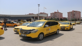 Burdur’da taksiciler yeni plaka ve durak istemiyor
