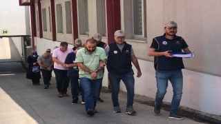 Adana merkezli PKK/KCK operasyonunda yakalanan 5 zanlıdan 1’i tutuklandı