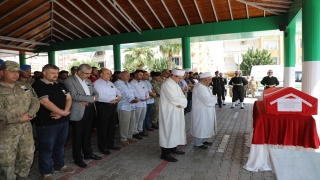 Trafik kazasında hayatını kaybeden uzman çavuşun cenazesi Gaziantep’te toprağa verildi