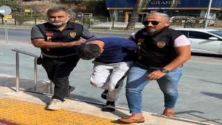 Alanya’da bir kişiyi bıçakla öldürdüğü iddia edilen zanlı tutuklandı