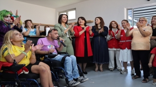 Adana’da ”Yaza Elveda Partisi” düzenlendi