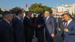 Bakan Işıkhan, Gaziantep’te öğretmenlere bisiklet dağıtım törenine katıldı