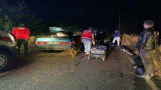 Isparta’da otomobille kamyonetin çarpıştığı kazada 3 kişi öldü